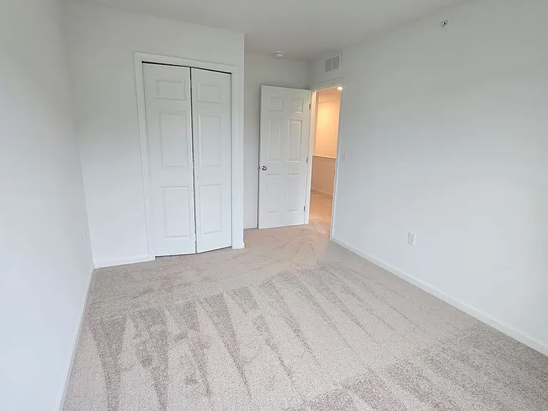 6 Meredith Way — Photo 25