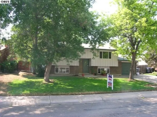 1319 Lefthand Dr, Longmont, CO 80501