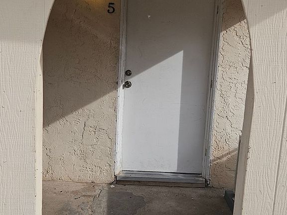 3rd image of 336 Moser Ave APT 5