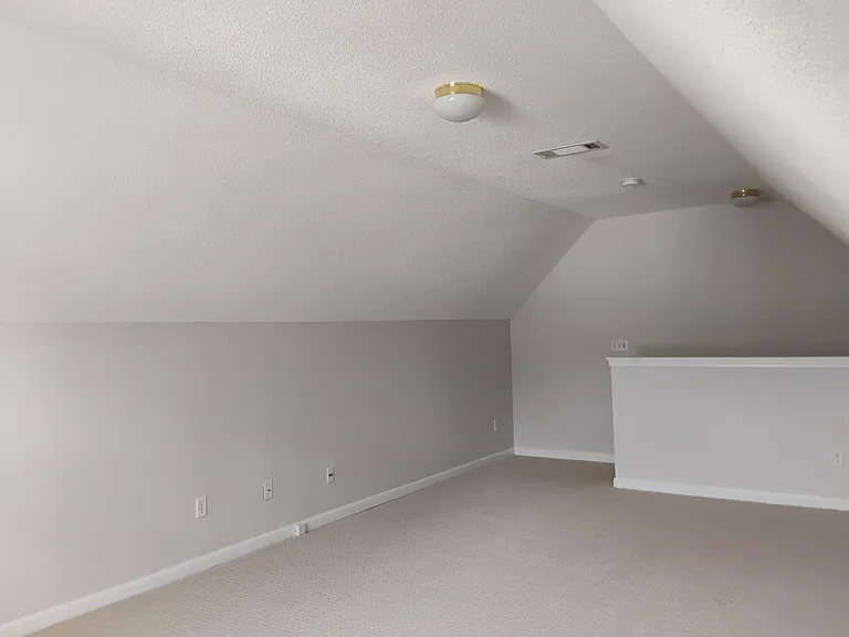 734 Waterbrook Ln — Photo 7