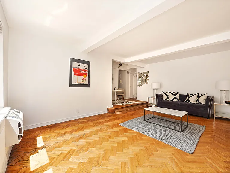 333 W 57th St #6G — Photo 2