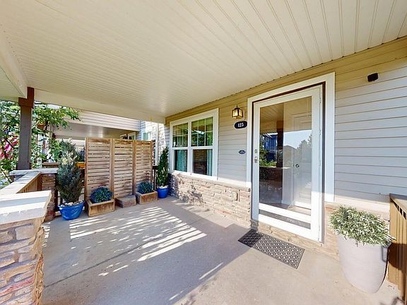 4th image of 125 64th St