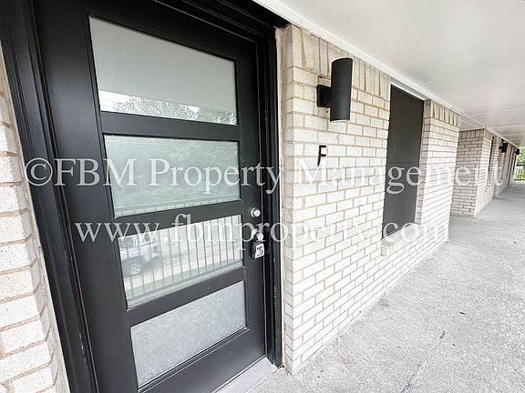 3rd image of 1401 N Clay St #F