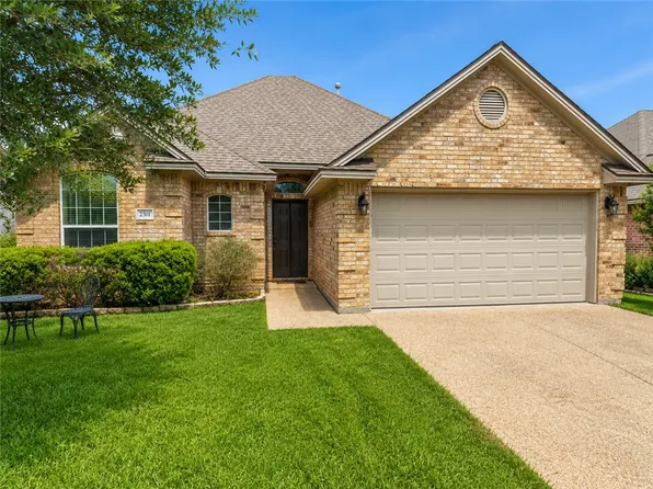 2301 Norham Dr, College Station, TX 77845