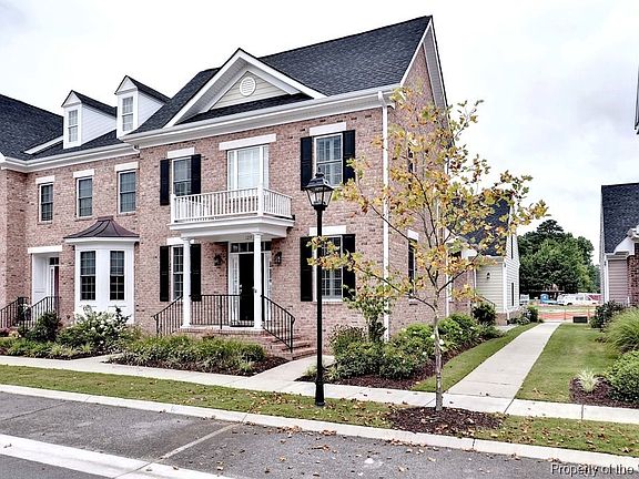 3rd image of 109 Peyton Randolph Dr #Na