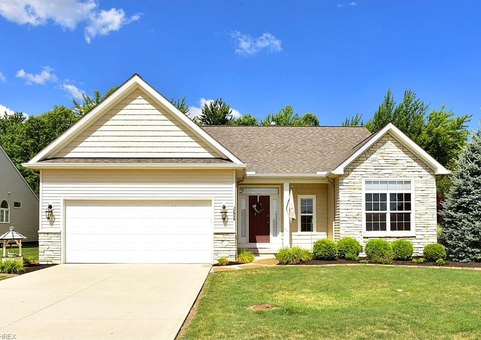1st image of 32959 Sorrento Ln