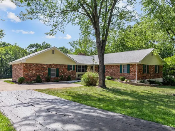947 Ofallon Rd, Weldon Spring, MO 63304