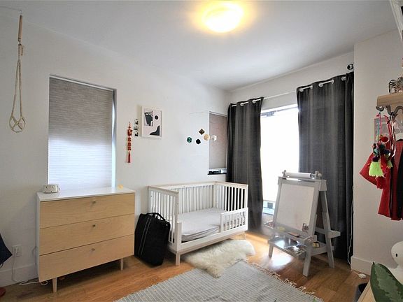 4th image of 209 Quincy St #F1