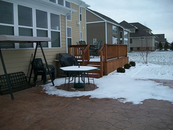 Deck & Stamped Concrete Patio