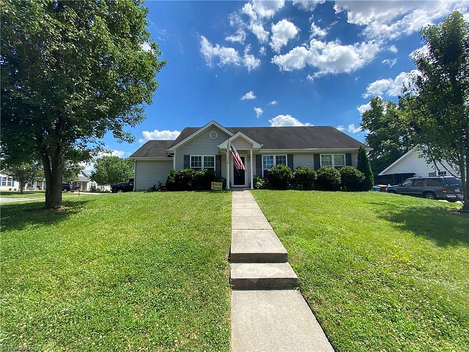 2nd image of 5414 Bradburn Dr