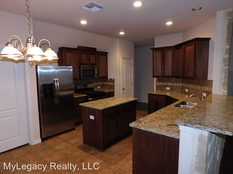 1st image of 11843 Jasmine Way