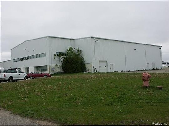 1st image of 6226 N Service Dr