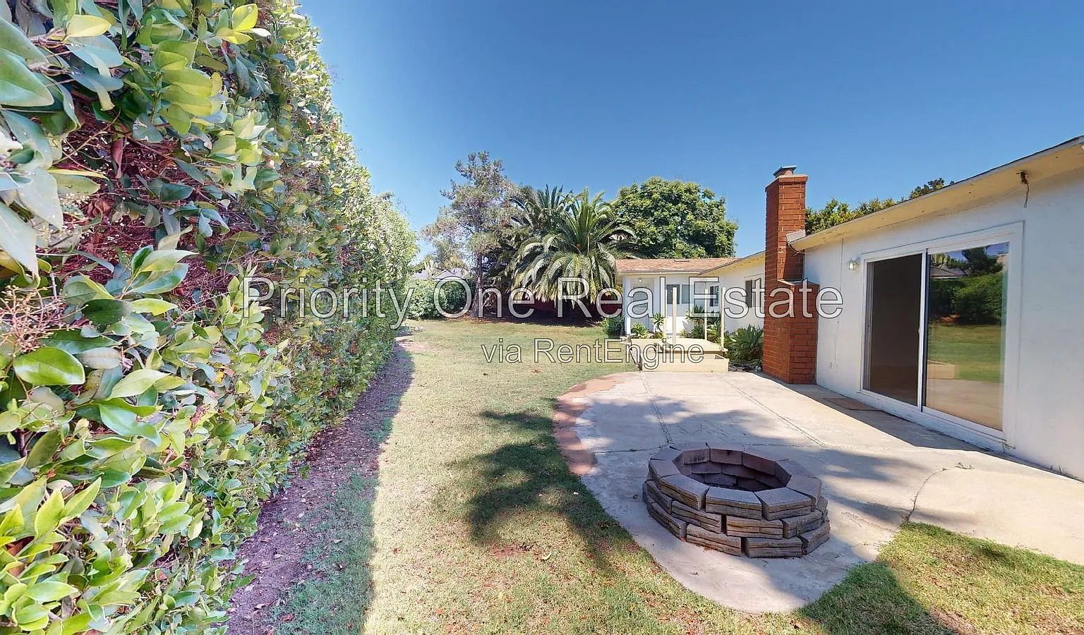 3 bed, 2.0 bath, 1551 sqft, $4,400 — Photo 2