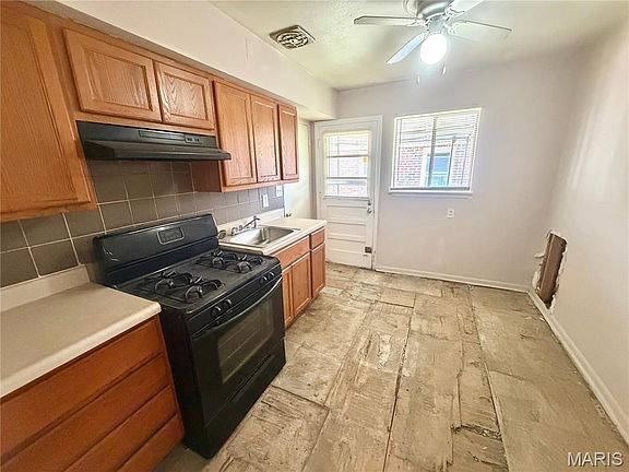 5th image of 7040 Julian Ave