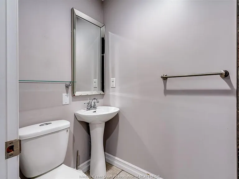 1672 Elgin St — Photo 19