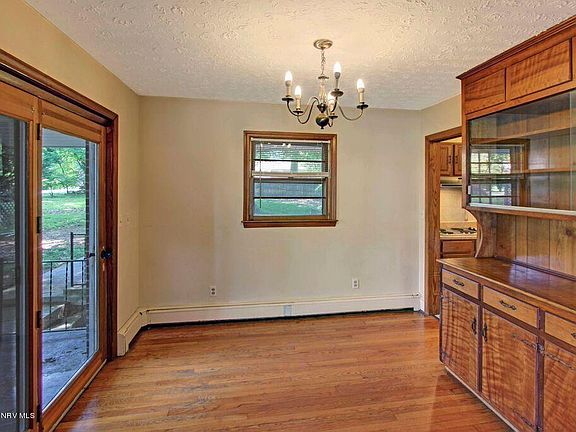 5th image of 310 Turpin Walk