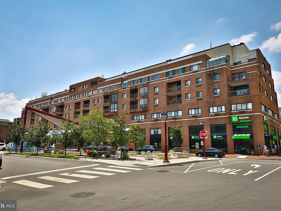 1st image of 200-10 Lombard St #729
