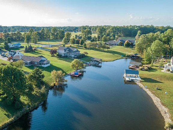 3rd image of 386 Waynoka Dr