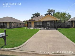 4300 Marsh St, Bryan, TX 77803