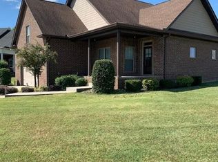 929 Westbrook Dr, Gallatin, TN 37066