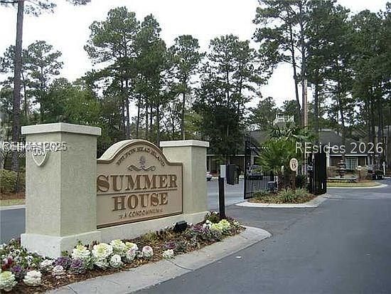2nd image of 380 Marshland Rd APT C32