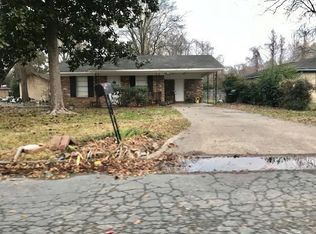 112 Gerald St, Leland, MS 38756