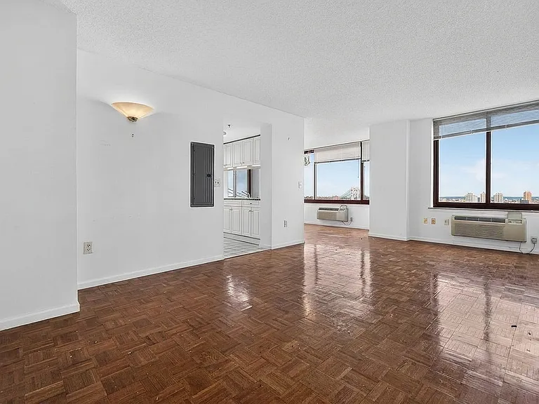 100 Old Palisade Rd #2803 — Photo 3