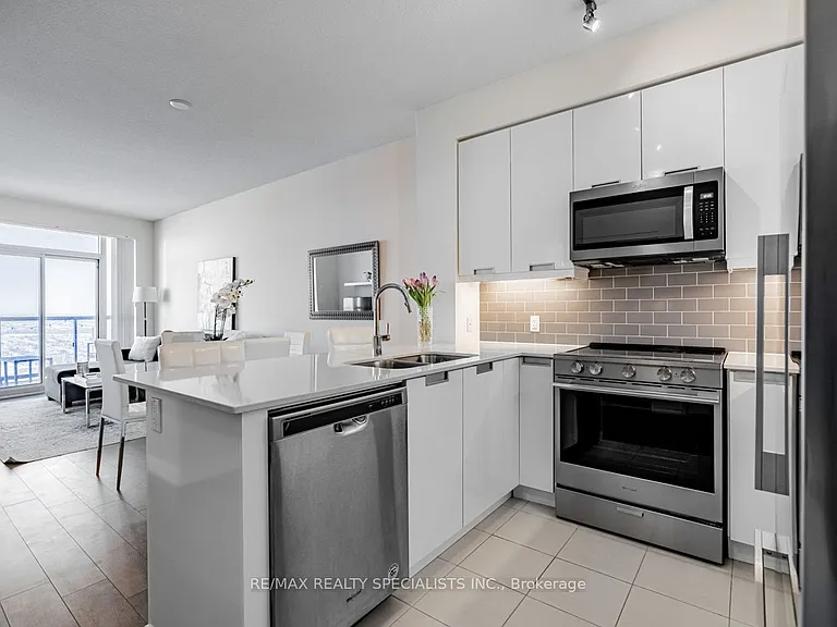 35 Watergarden Dr #2419 — Photo 7