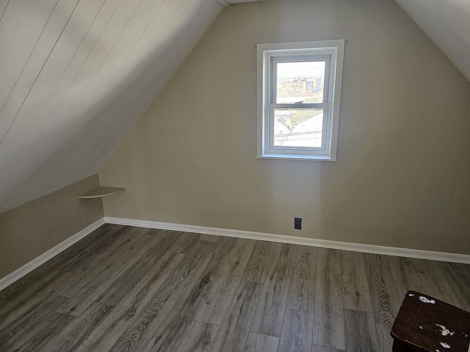 1st image of 116 Wessington Ave #2