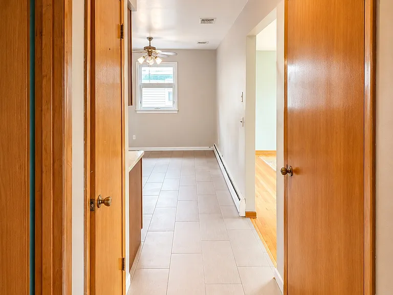 106 Rochelle Pkwy #2 — Photo 18