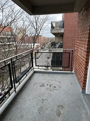 Rented by Winzone Realty Inc | media 9