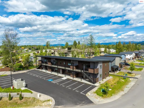 50 Carnelian Ave #102, Ponderay, ID 83852