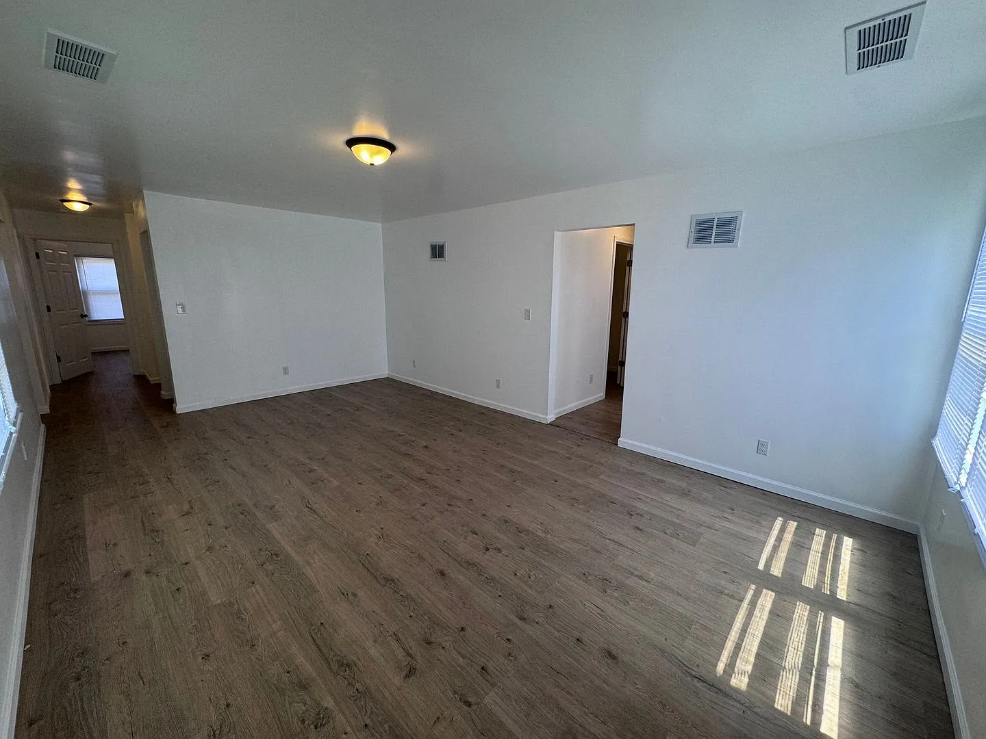 Renovated House In Paducah City Limits — Photo 4