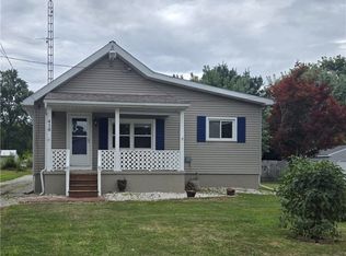 410 Hobart Rd, Leavittsburg, OH 44430