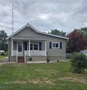 410 Hobart Rd, Leavittsburg, OH, 44430
