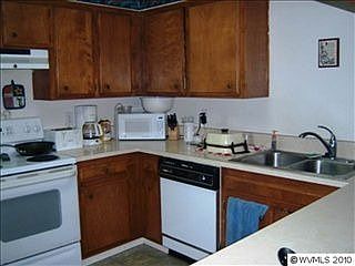 5th image of 1278 Arabian Ave SE