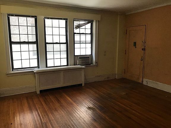 2nd image of 6 Burns St APT 119