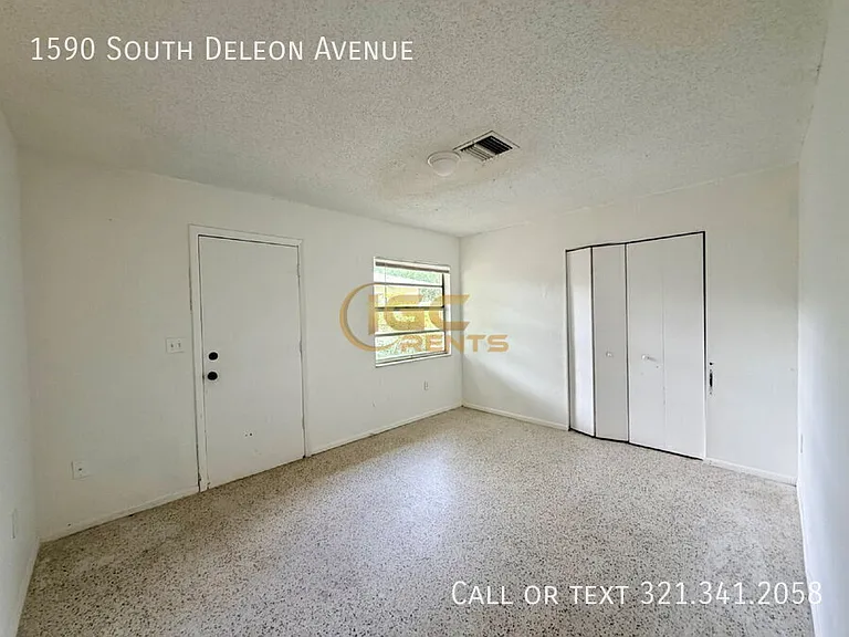 1590 S Deleon Ave — Photo 3