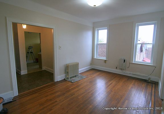 5th image of 2580 44th St APT 3F