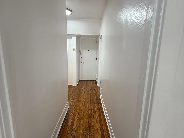 596 Warburton Ave #3S — Photo 11