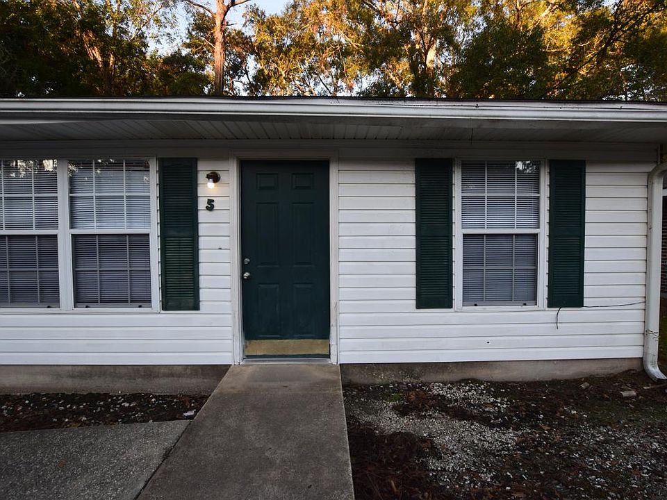 1st image of 1852 Esther Dr #8