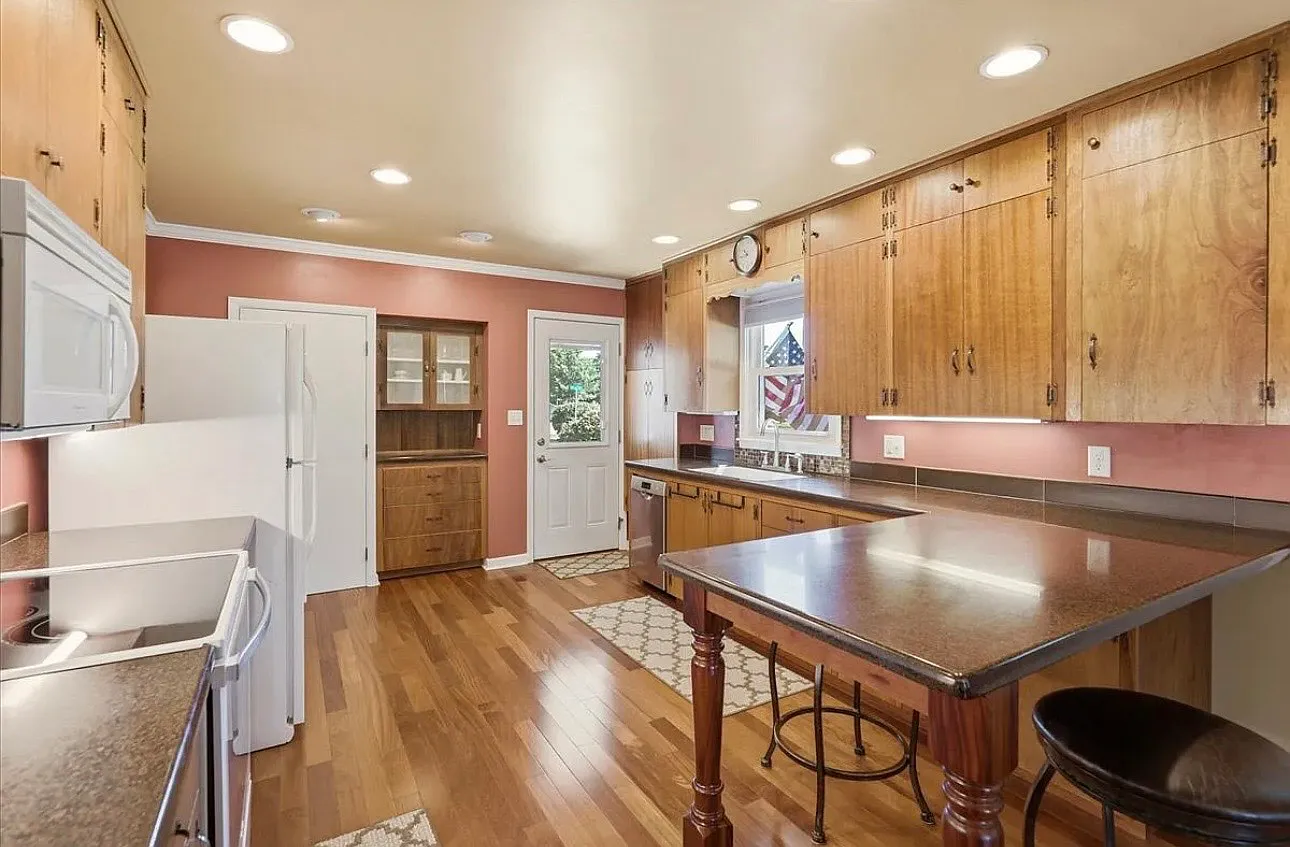 2 bed, 1792 sqft, $1,250 — Photo 4