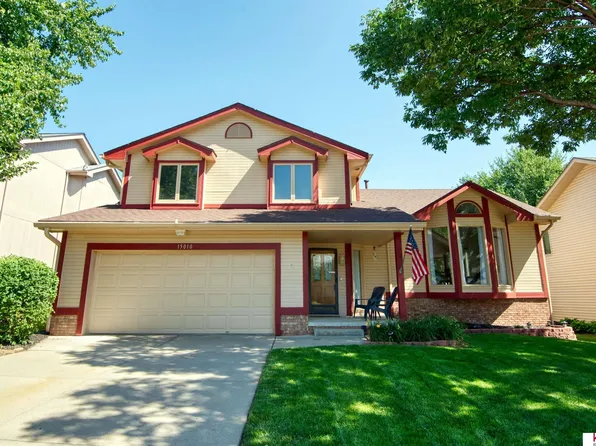 15010 Binney St, Omaha, NE 68116