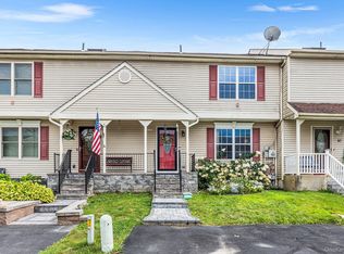 65 Darin Rd, Warwick, NY 10990