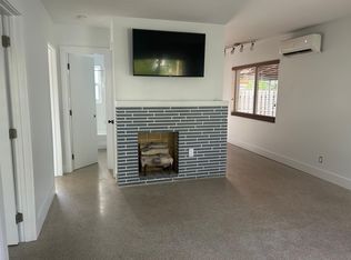 1123 NE 10th St #B, Hallandale Beach, FL 33009