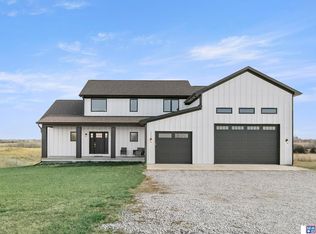 7411 W Olive Creek Rd, Hallam, NE 68368