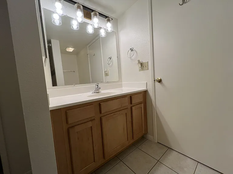 1340 E Recker Rd #237 — Photo 20