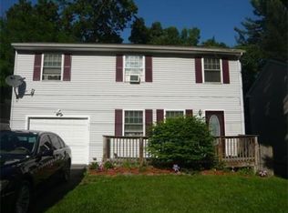 23 Ambrose St, Springfield, MA 01109