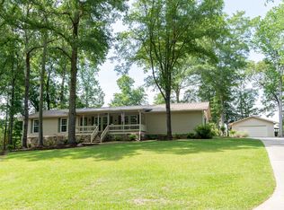 906 Quail Hollow Rd, Jasper, AL 35503