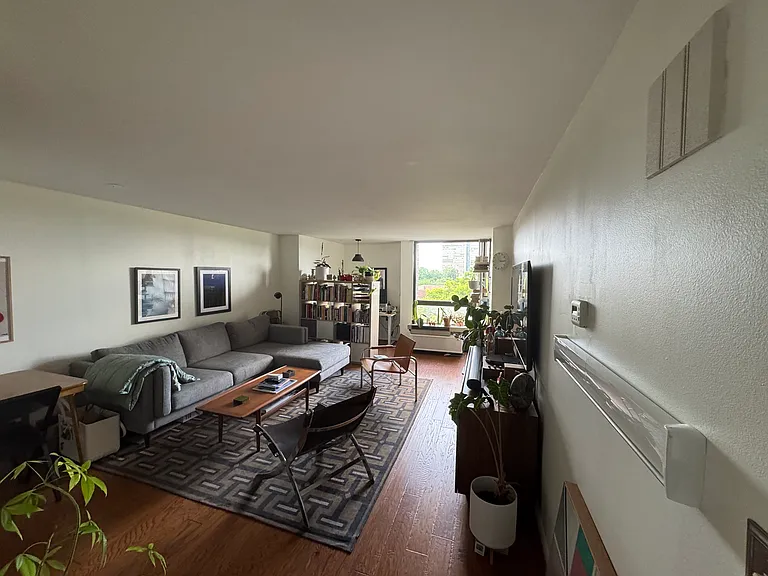 233 S 6th St #508 — Photo 8